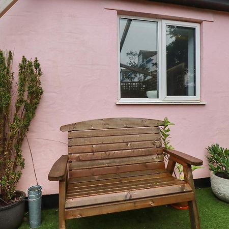 Melvill Lower Deck Falmouth Exterior photo